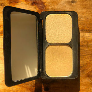 YoungBlood Barely Beige Pressed Mineral Foundation